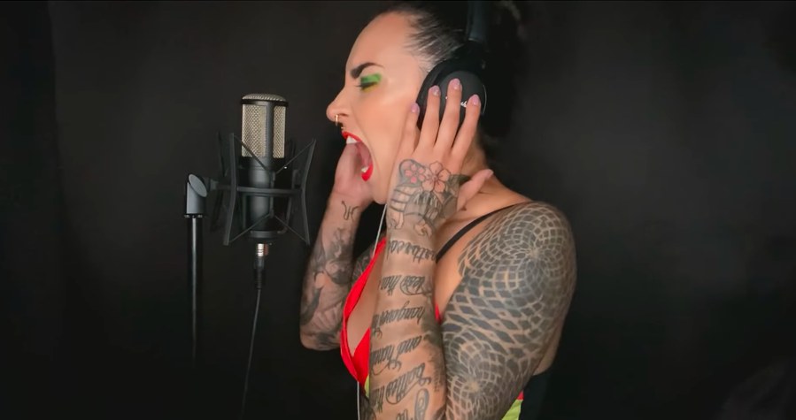 You are currently viewing JINJER – Tatianas „One Take“ Studio Clip