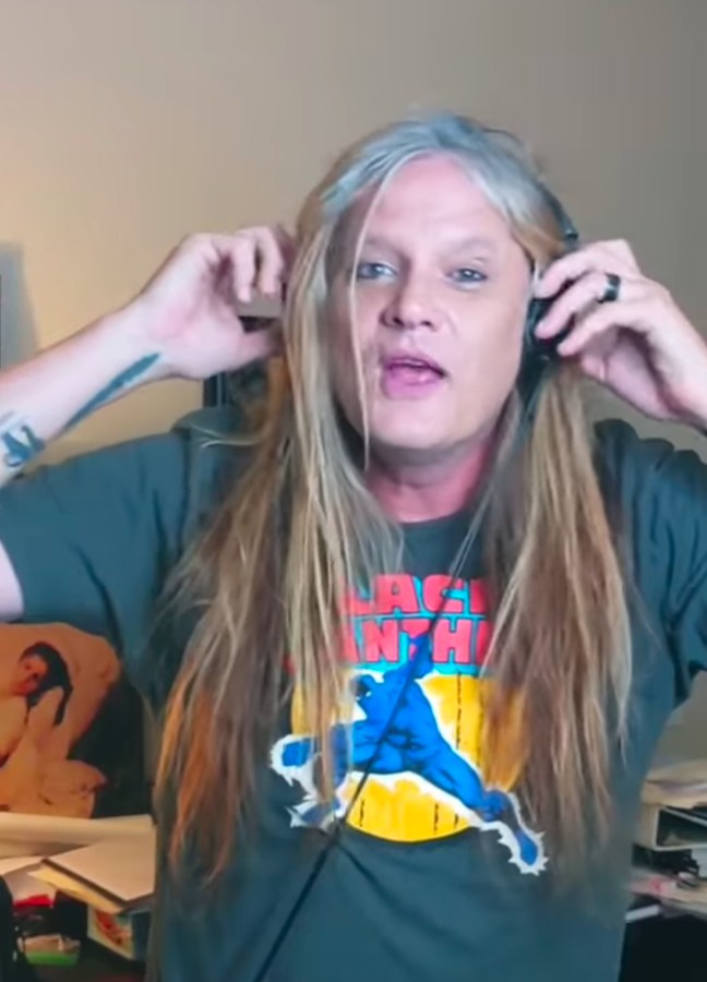 You are currently viewing Ex-SKID ROW Sänger SEBASTIAN BACH – „Oh Sherrie“ Cover