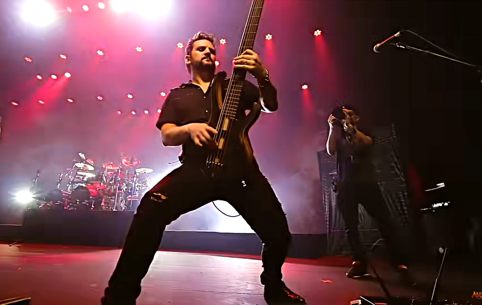You are currently viewing ANGRA – ‘Light Of Transcendence’ als Livevideo