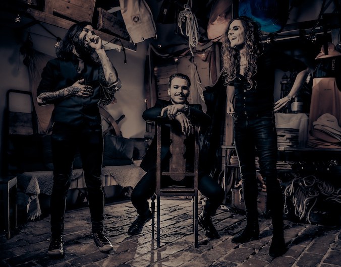 You are currently viewing REACH – ‘New Frontier’ Single bietet Hardrock plus