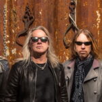 THE END MACHINE (Ex-DOKKEN, WARRANT Mitglieder) – ‚Blood And Money‘ Video