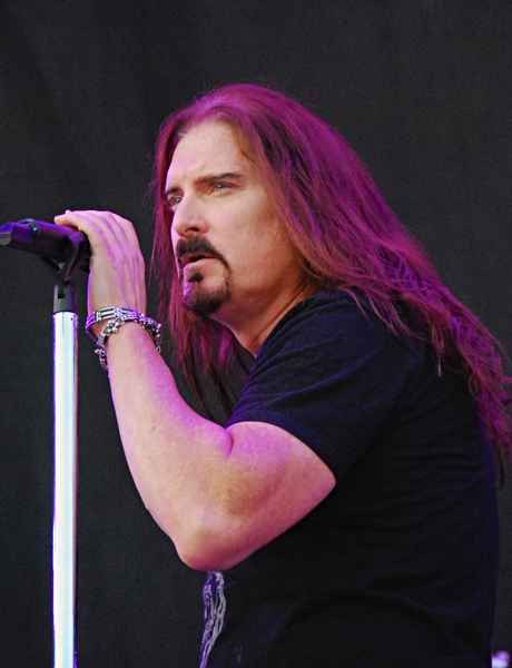You are currently viewing DREAM THEATER – ‘Pull Me Under’ Live in Japan