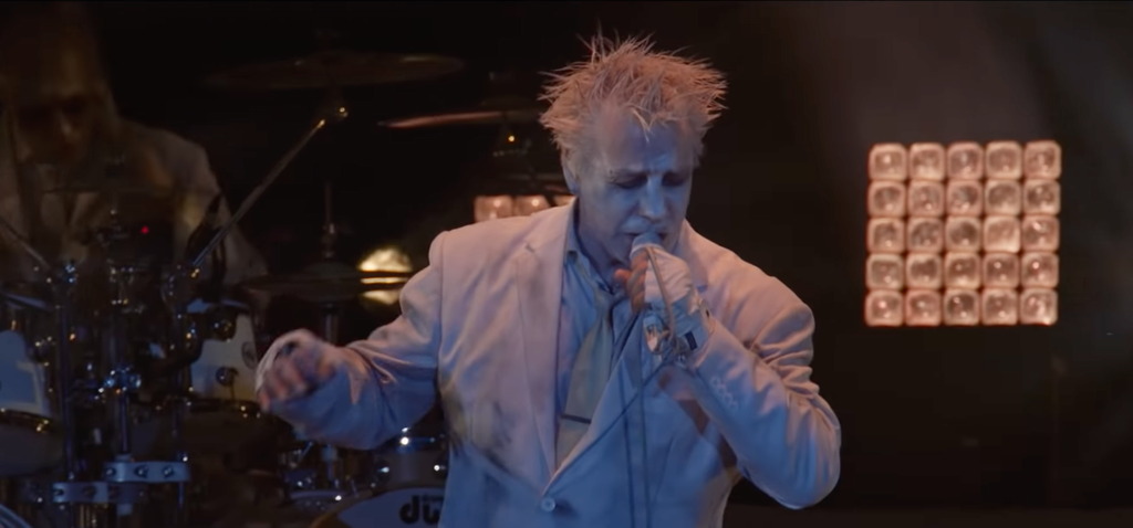 You are currently viewing LINDEMANN – ‘Home Sweet Home’ (Live in Moscow)