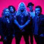 INGLORIOUS – Mit  Miley Cyrus Cover ‘Midnight Sky‘