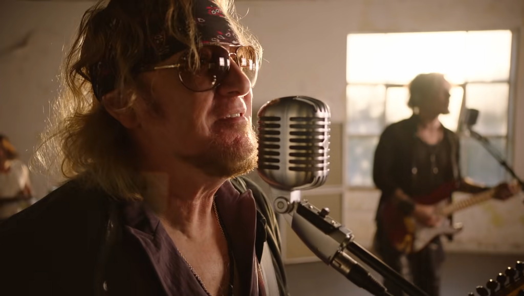 You are currently viewing ADRIAN SMITH / RICHIE KOTZEN – ‘Solar Fire‘ Video