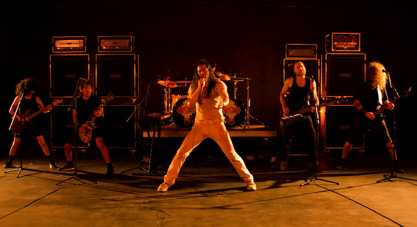 You are currently viewing ANDREW W.K. – ‘Everybody Sins’ Videopremiere