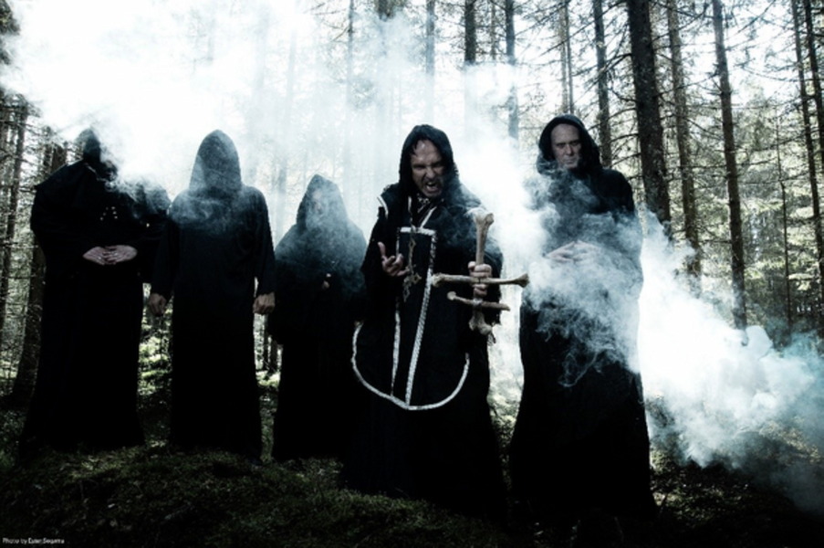 Read more about the article MAYHEM – Geben Gas im Visualizer Video für ’Everlasting Dying Flame’