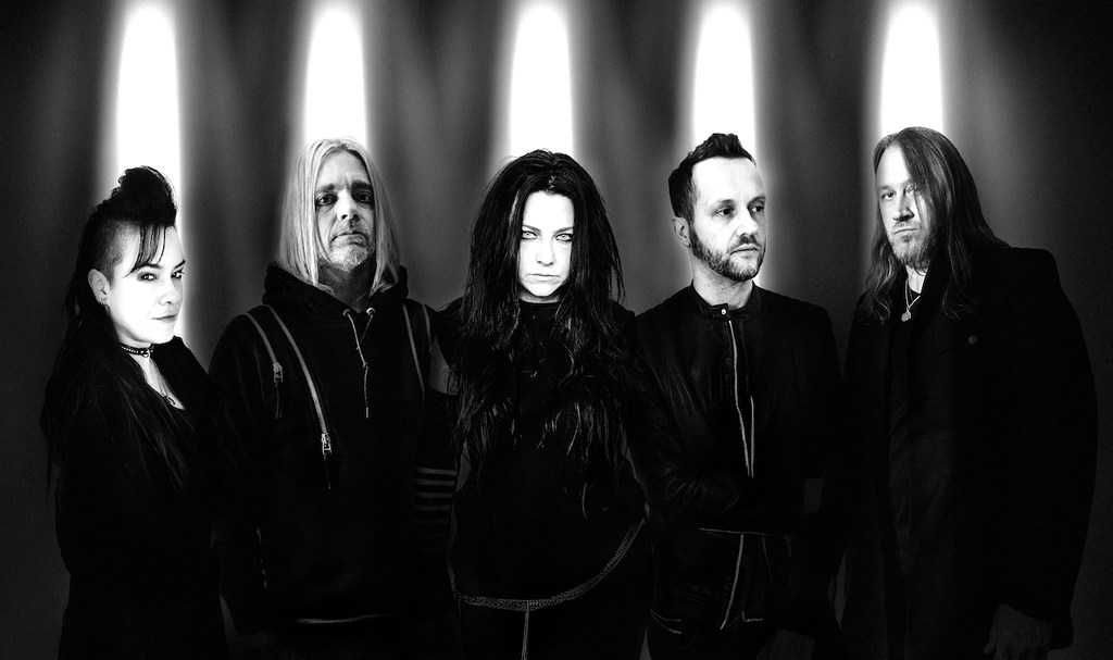 You are currently viewing EVANESCENCE – THE BEATLES Cover: ‚Across The Universe‘ veröffentlicht