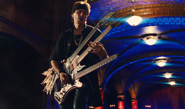 You are currently viewing STEVE VAI – `Teeth of the Hydra` Video veröffentlicht