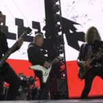 METALLICA – teilen `Spit Out the Bone´ Liveclip