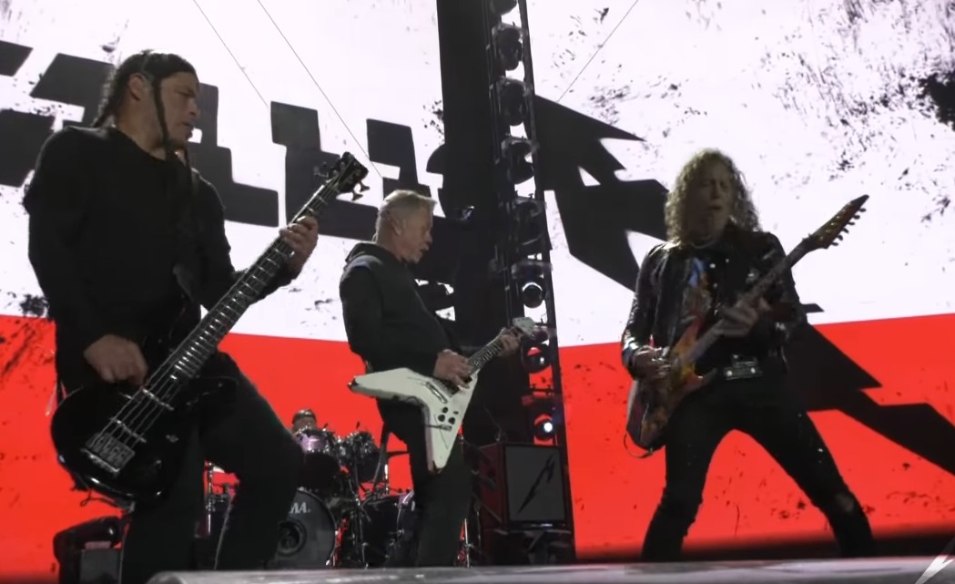 You are currently viewing METALLICA – teilen `Spit Out the Bone´ Liveclip