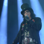 ALICE COOPER – ‚Poison‘ im remasterten Livevideo vom ‚Brutally Live‘