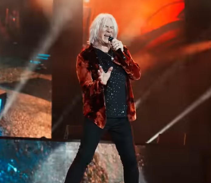 You are currently viewing DEF LEPPARD – teilen `Kick´ (Live From The Stadium Tour) Clip