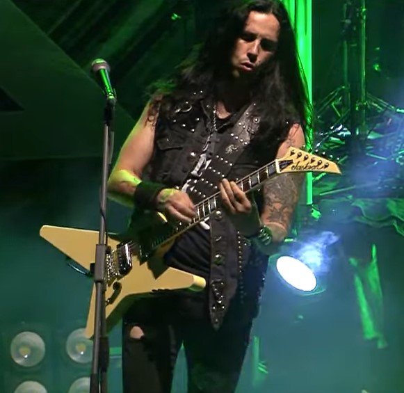 You are currently viewing FIREWIND – Gus G. teilt weiteres Video: `I Am The Anger´ (Live in Greece)