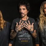 REVOLUTION SAINTS –  Jeff Pilson, Joel Hoekstra & Deen Castronovo  zeigen `Need Each Other`