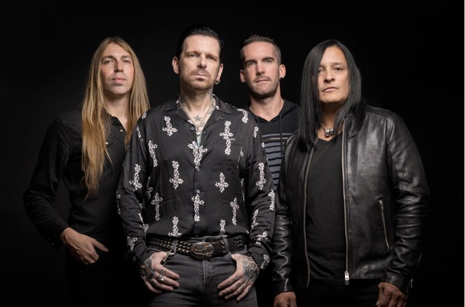 You are currently viewing BLACK STAR RIDERS – `Catch Yourself On` Video zur UK Tour