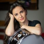 NERVOSA – Michaela Naydenova als neue Drummerin vorgestellt