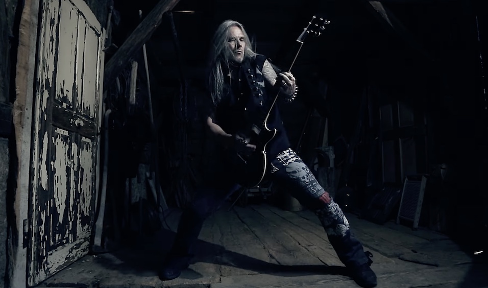 You are currently viewing BLACK & DAMNED – Heavy Metal Outfit zeigt `Dreamhunter` Video
