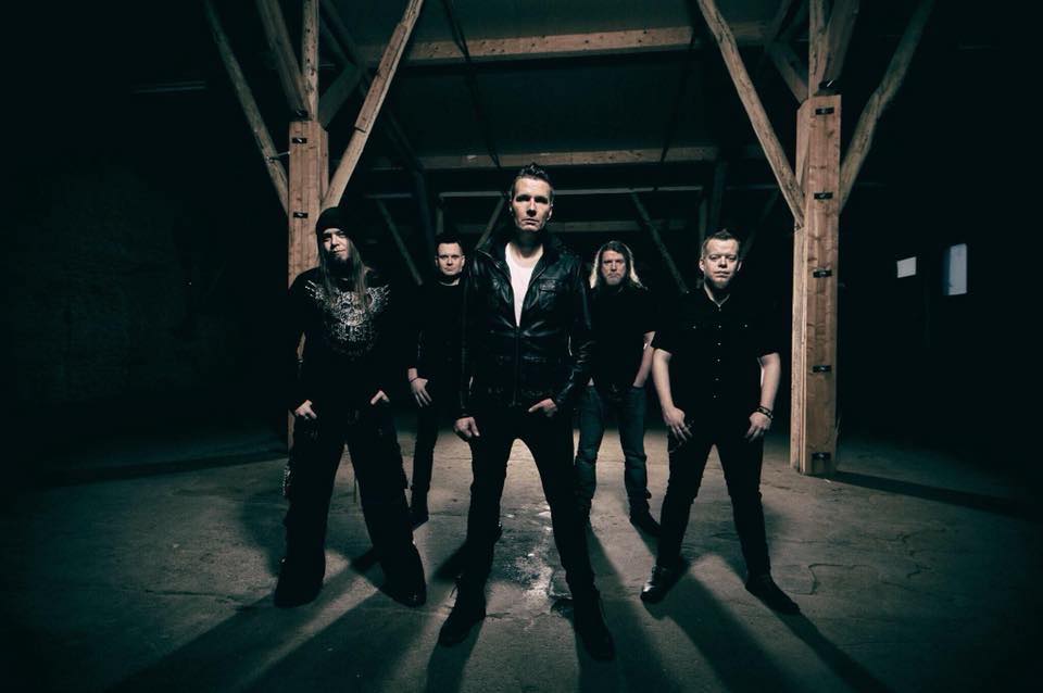 You are currently viewing ODE IN BLACK – Goth-Metaller stellen `Until We Fall` Video vor