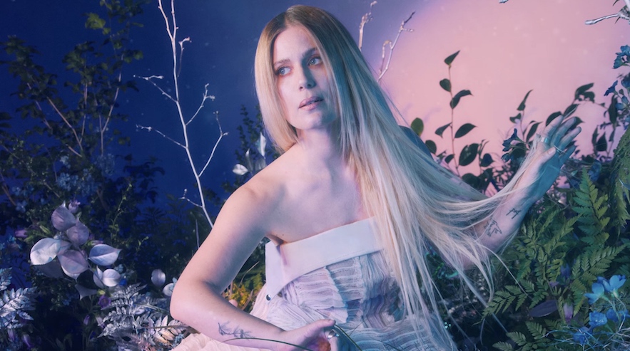 You are currently viewing MYRKUR – `Like Humans` Clip zum kommenden ”Spine“ Album