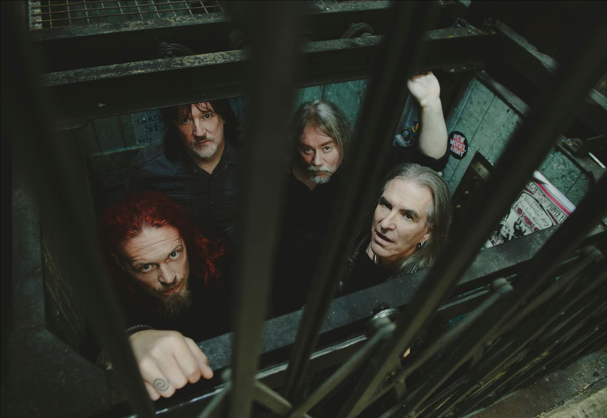 You are currently viewing NEW MODEL ARMY – `First Summer After` Video ist online