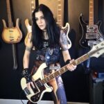 BECKY BALDWIN – MERCYFUL FATE Klassiker `The Oath` im Playthrough-Video