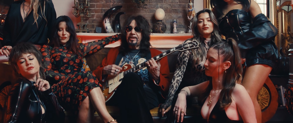 You are currently viewing ACE FREHLEY  – `Cherry Medicine` Premiere im Video