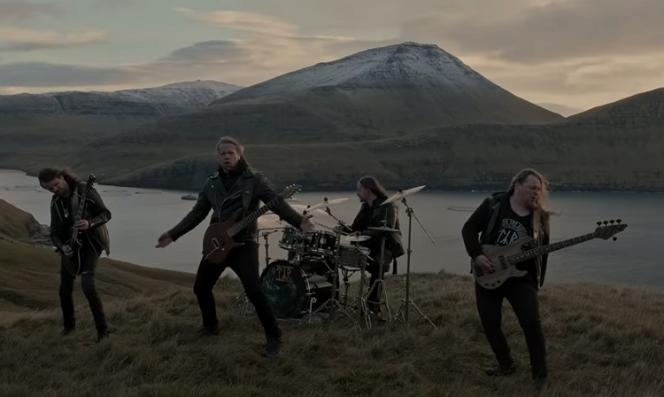 Read more about the article TÝR – Nächster Videotrack: `Dragons Never Die´