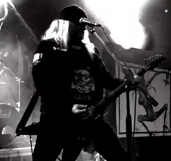You are currently viewing Tom Gabriel Warriors TRIUMPH OF DEATH – `Decapitator´ Livevideo geteilt
