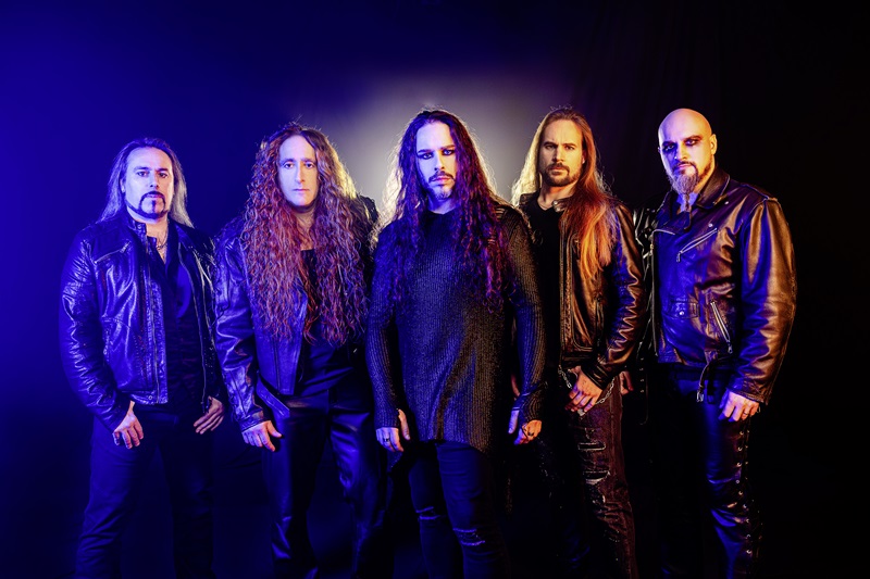 You are currently viewing RHAPSODY OF FIRE – “Challenge The Wind” ist “straight to your Face”