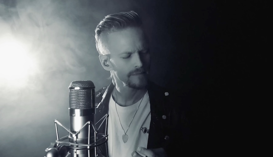 Read more about the article ERIK GRÖNWALL – `You’re The Voice` (John Farnham Cover) veröffentlicht