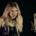 LAURA GULDEMOND – SLAYERs `Reign In Blood` im Cover