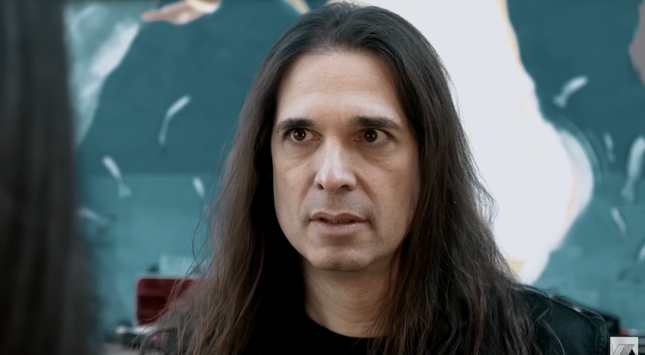 Mehr über den Artikel erfahren KIKO LOUREIRO – Ex-Megadeth Gitarrist teilt Video zu `Point Of No Return‘