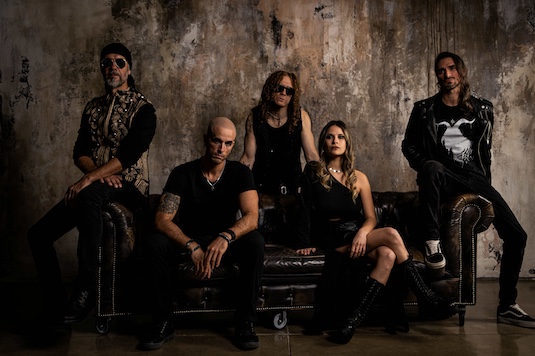 Mehr über den Artikel erfahren ETERNAL IDOL – `Empire Of One` kündigt Album in neuer Besetzung an
