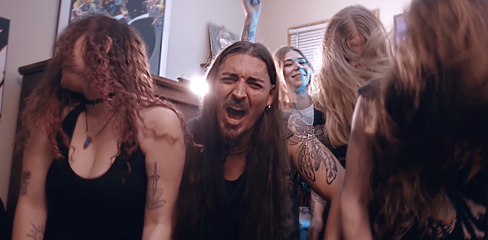 Du betrachtest gerade IN/VERTIGO –  High Energy Hard Rocker mit neuer Videosingle `Save Me`