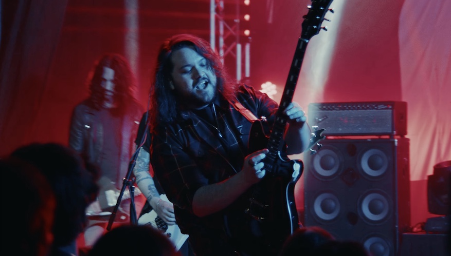 Du betrachtest gerade MAMMOTH – Robert Rodriguez Video zu `The End` `(ft. Danny Trejo, Slash …)