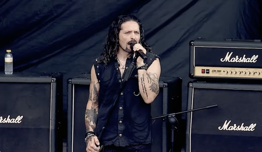 Du betrachtest gerade RONNIE ROMERO – `Crossroad` Livevideo zum Albumrelease