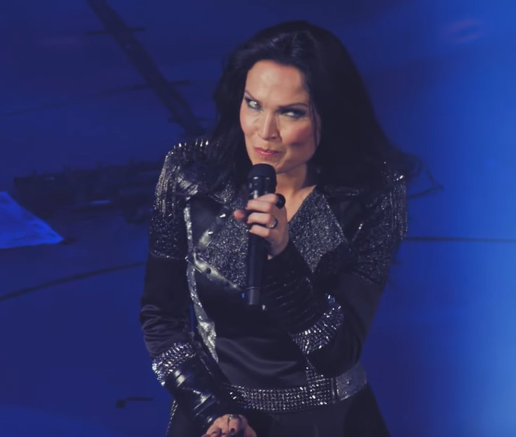 Mehr über den Artikel erfahren TARJA – `I Walk Alone´ Video vom „Circus Life“ Album