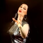 MORTEMIA ft. DIANNE van Giersbergen – `Like A Hurricane` Cover veröffentlicht