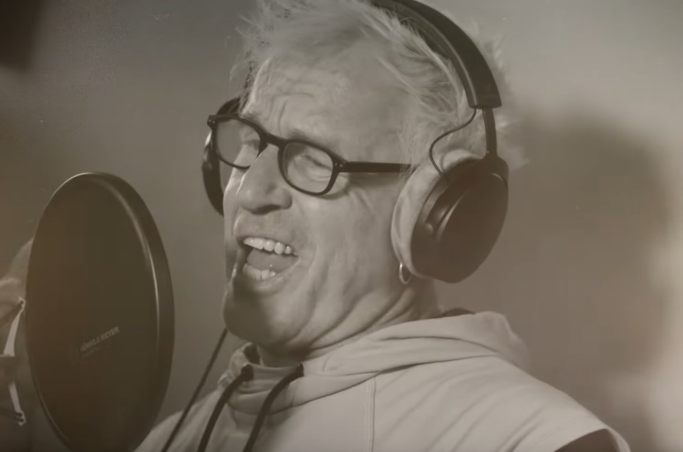 Mehr über den Artikel erfahren SEASONS IN BLACK ft. Micha Rhein (IN EXTREMO) – `Inside´ (Stiltskin Cover) Videosingle