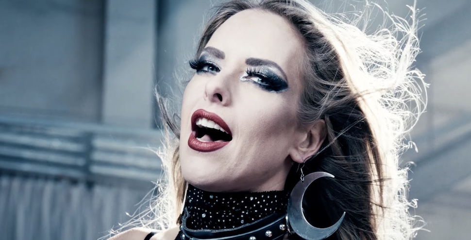 Du betrachtest gerade BURNING WITCHES – Video zur neuen Single `High Priestess Of The Night`