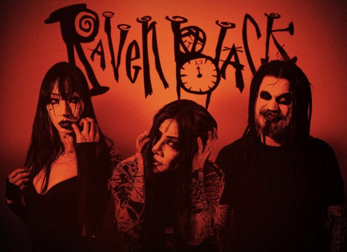 Du betrachtest gerade RAVEN BLACK – Industrial Metal im `This Little Piggy` Video