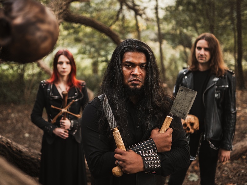 Mehr über den Artikel erfahren KHNVM – Grautöne im Mahlstrom des Death Metal