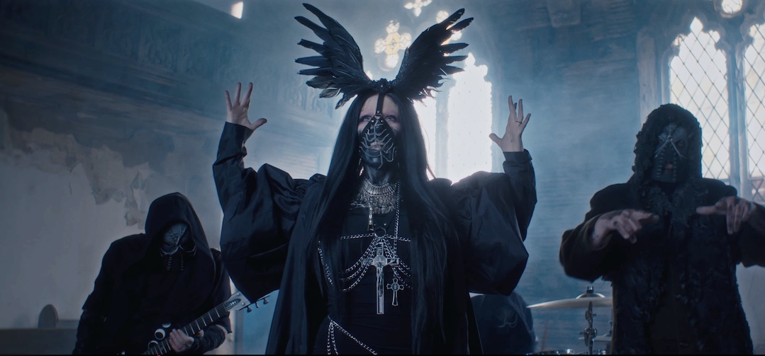 Mehr über den Artikel erfahren FRAYLE – `Heretic` Videopremiere