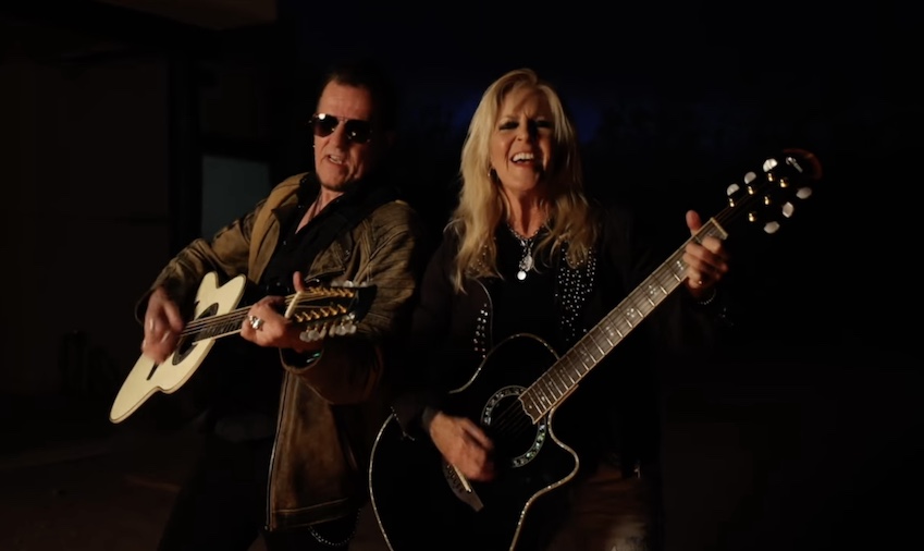 Du betrachtest gerade GARY HOEY & LITA FORD – Rückkehr mit `You Know I Would` Video-Single