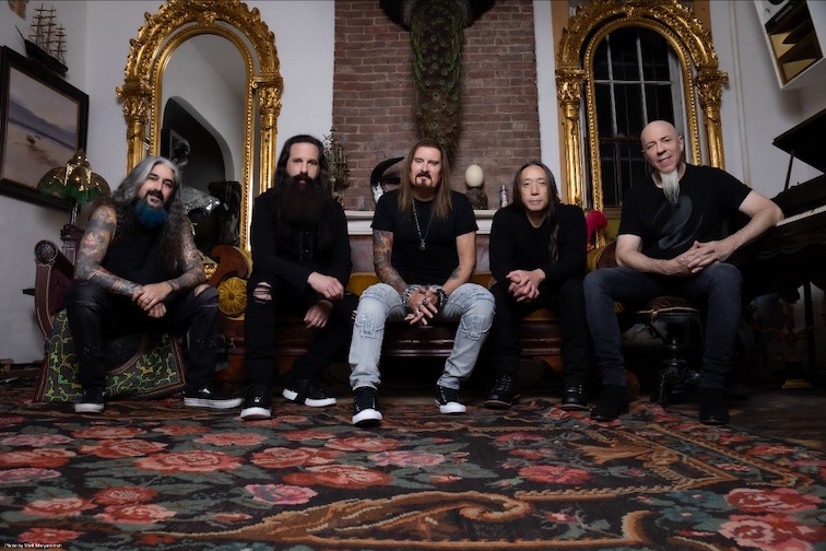Du betrachtest gerade DREAM THEATER –  Video für `Barstool Warrior` von „Live à Paris“ ist online