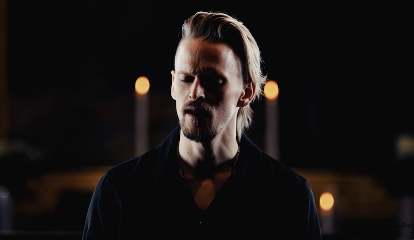 Du betrachtest gerade ERIK GRÖNWALL – `O Helga Natt` (Oh Holy Night) wird neu verrockt