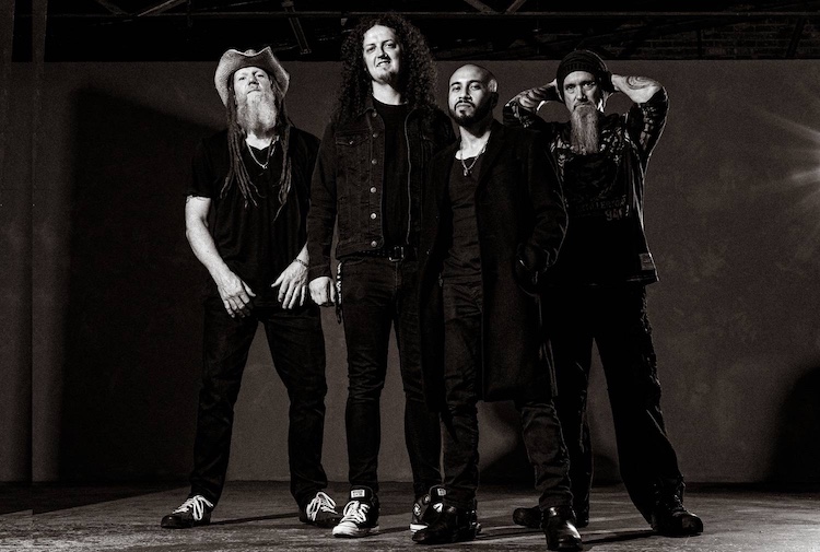 Du betrachtest gerade GREYSTONE CANYON – `Suicide` Thin Lizzy Cover vom nächsten Album der Hard Rocker