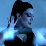 LINDSAY SCHOOLCRAFT – `Crucified` Video zur neuen Single