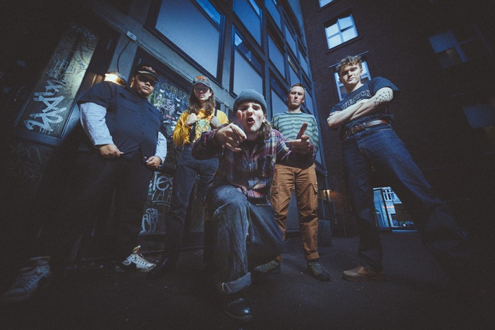 Du betrachtest gerade SWARTZHEIM – Wir schreiben nur, was wir selbst geil finden